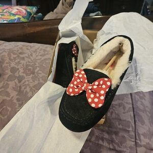 UGG Women's Black Slippers with Red Polka Dot Bow DISNEY